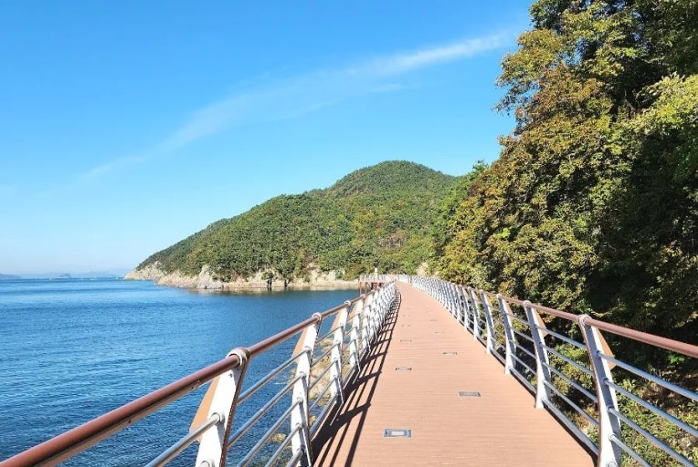 [B-48] 추천코스 광안대교 야경요트투어 불꽃+드론쇼+가덕도 부산1박2일