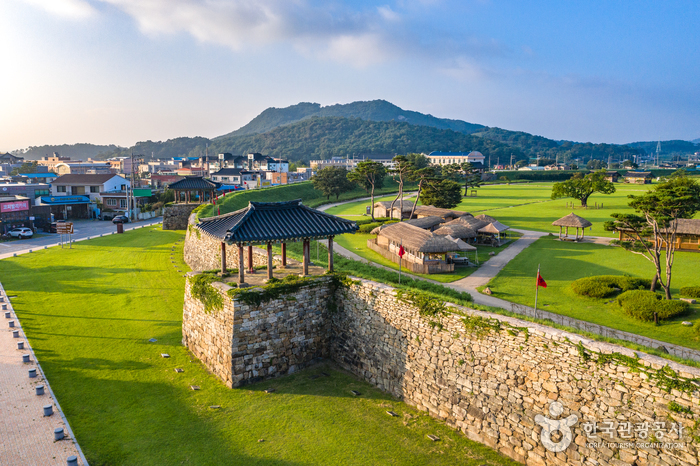 [C-142] 추천코스 태안 세계튤립축제+해미읍성 둘레길+서산 쉼이있는 정원