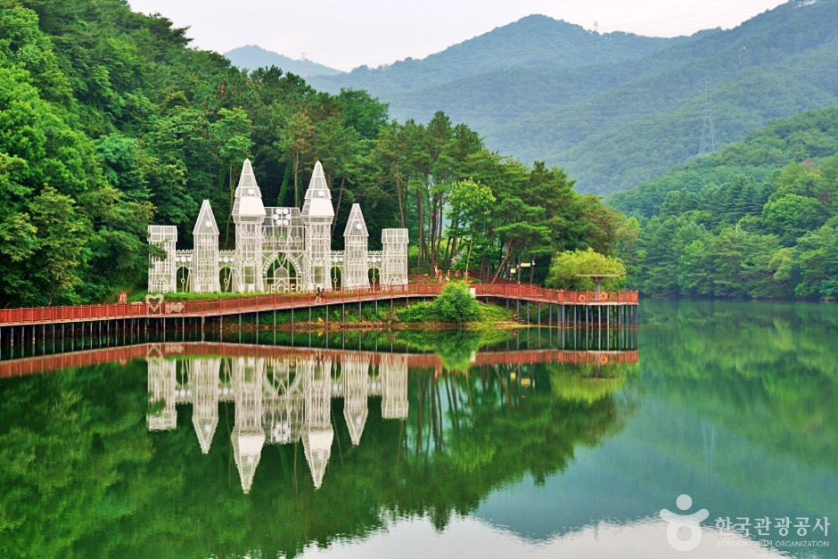 [C-211A] 제천 청풍호반 케이블카+배론성지 봄꽃+비룡담저수지