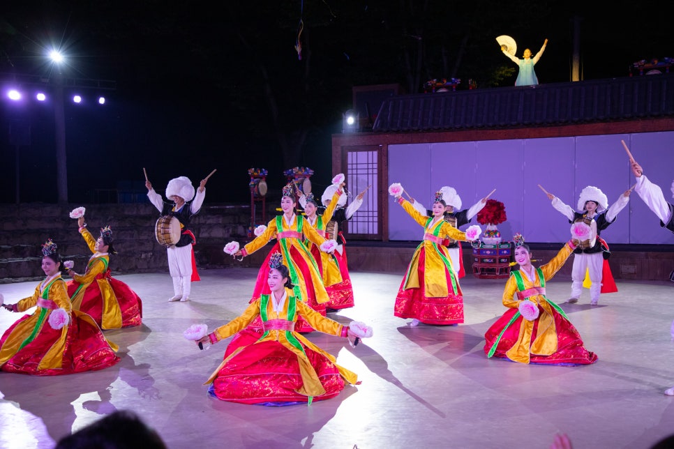 [C-38B] 용인 한국민속촌 야간개장 자유여행(금,토,일 출발/우천시 취소)