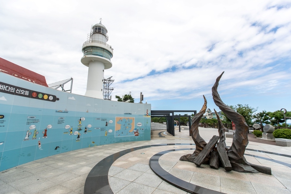 [C-113] 동해바다산타열차(강릉>동해)+묵호등대+도째비골 스카이밸리&해랑전망대